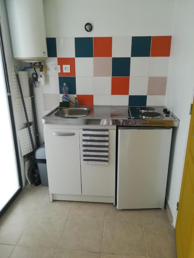 Studio Dependance Maison, 5 Mnt Gare & Tram Vénissieux Exteriör bild