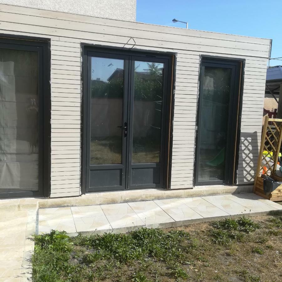 Studio Dependance Maison, 5 Mnt Gare & Tram Vénissieux Exteriör bild